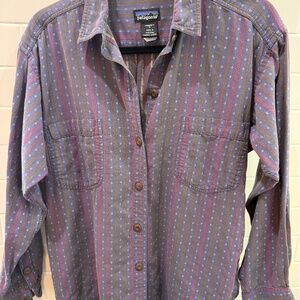 GORPCORE Vintage 1980s-1990s Patagonia Shirt M muted purple olive colorway